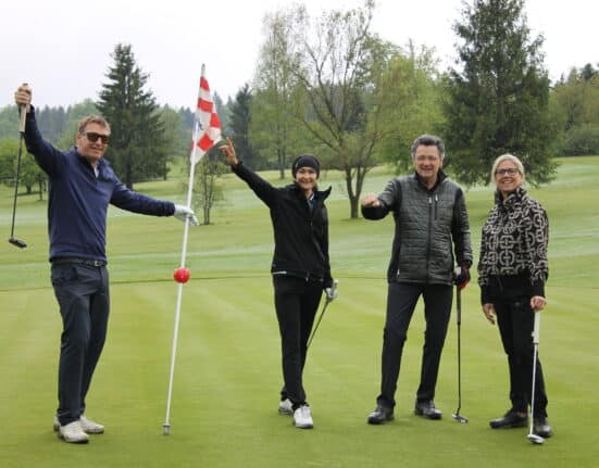 Biogena Charity Golf Trophy im Golfclub Pischelsdorf - Gut Kaltenhausen: 15.000 Euro für den guten Zweck [Klub 100]
