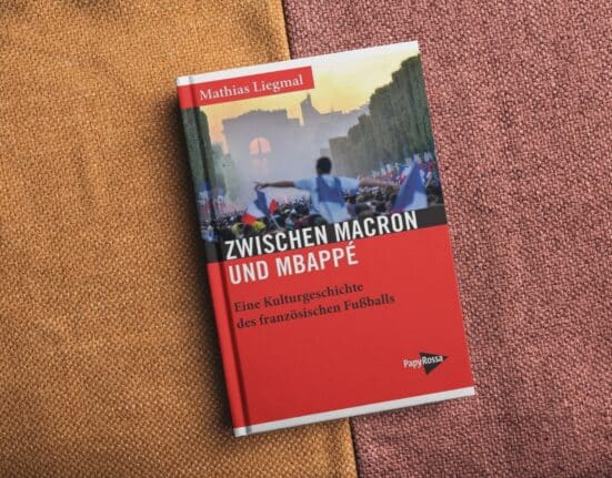 Zwischen Macron und Mbappé: Eine Kulturgeschichte des französischen Fußballs
