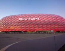 Bier und Bratwurst: In diesen Bundesligastadien müssen Fans tief in die Tasche greifen