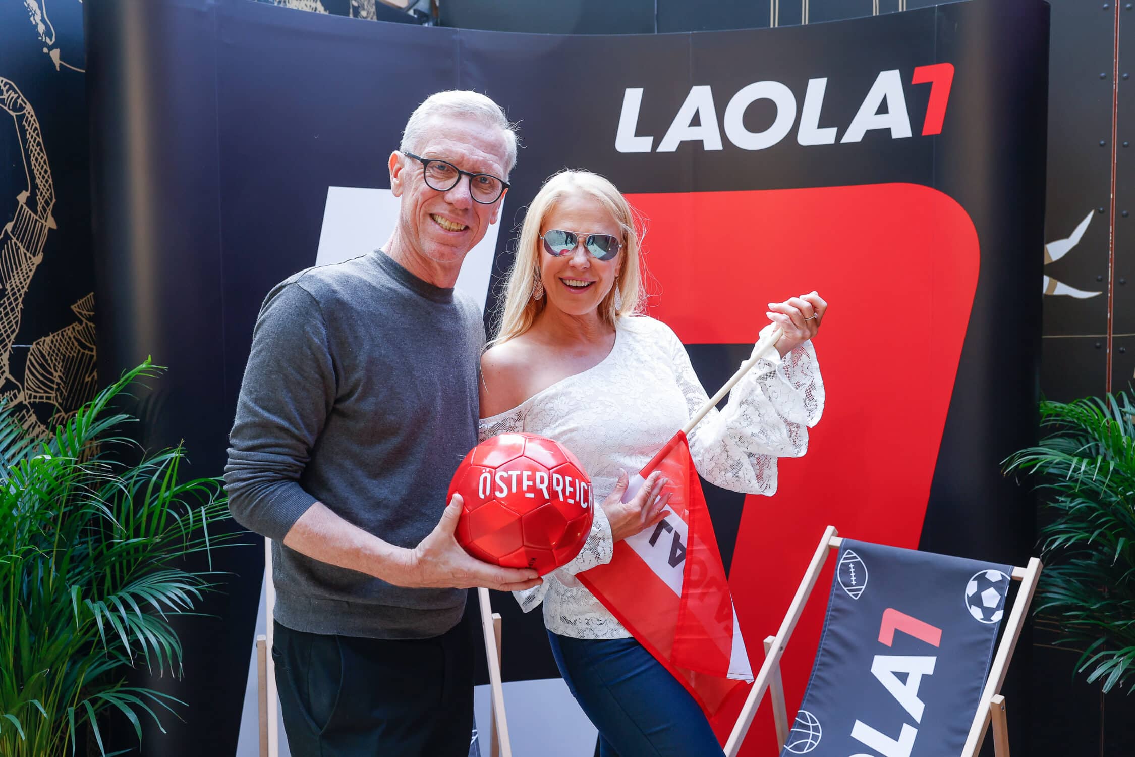 EURO 2024: LAOLA1 VIP-Manege lockte Prominente zum exklusiven Networking-Event in den Wiener Prater [Klub 100]