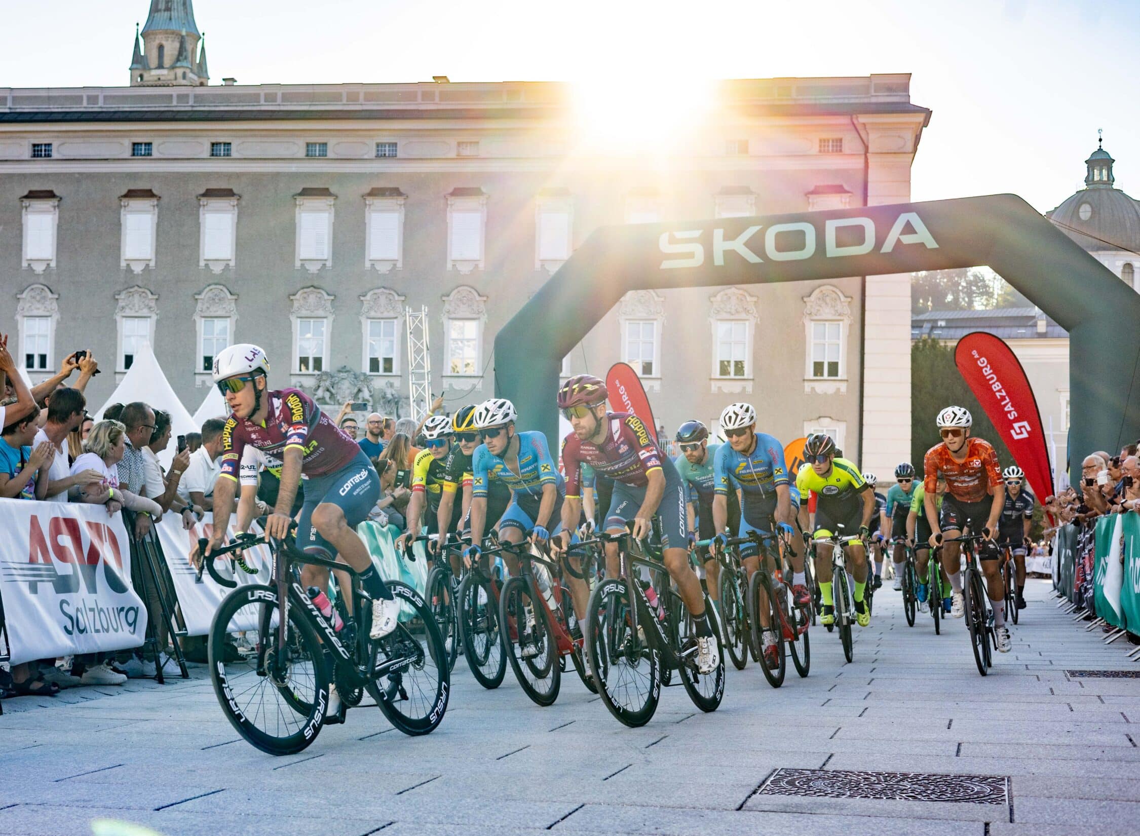 Cyclodome 2024: Salzburgs Altstadt wird zur Bühne des internationalen Radsports