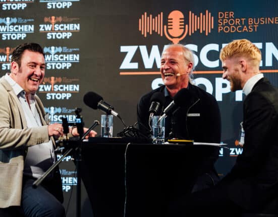 Austria-Salzburg-Legende Heimo Pfeifenberger zu Gast in der 20. Folge des Zwischenstopp-Podcast: Vom Lungauer Bauernbub zum Jahrhundertfußballer