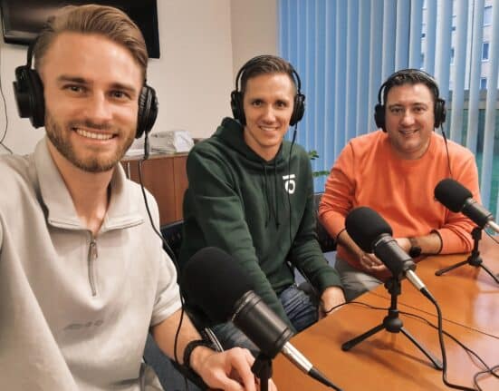 Dreiteilige Zwischenstopp-Podcastserie mit Dominique Taboga unter den Top 3 beim Sports Media Austria Preis 2025