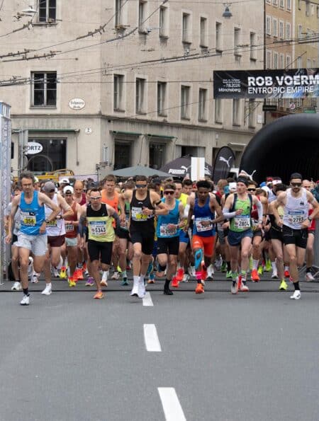 Emotionales Laufspektakel: Heimsiege beim 22. Salzburg Marathon