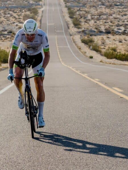 Race Across America mit Extremsportler Lukas Kaufmann: 5.000 Kilometer Schmerz, Schlafentzug & Selbstfindung [24. Folge des Zwischenstopp-Podcasts]
