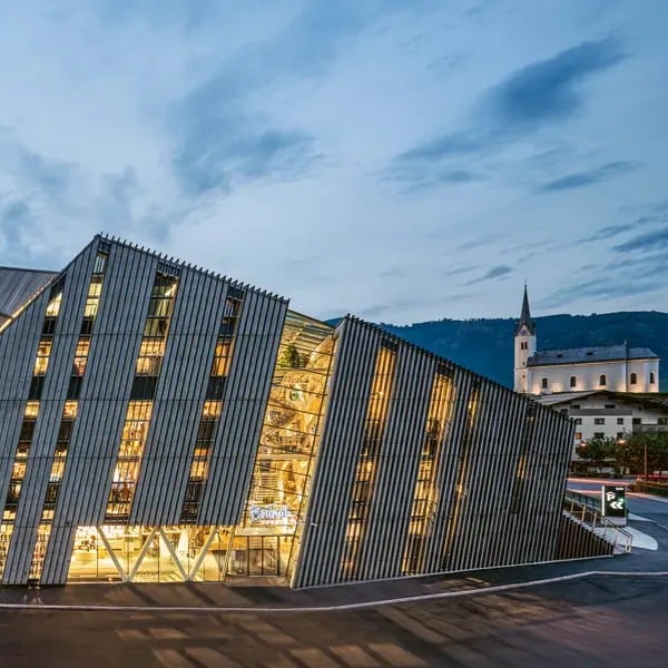 Bründl Sports<div class="namezusatz">31 Shops</div>