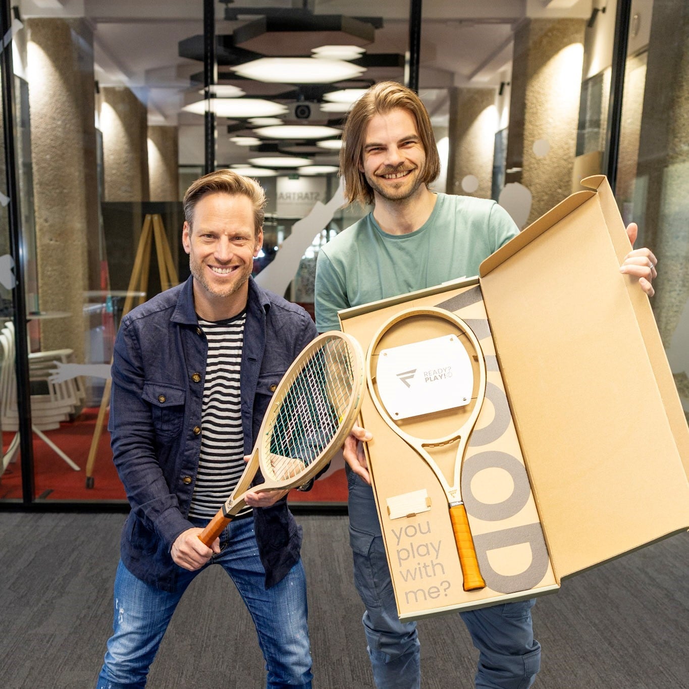 FAELCON Björn<div class="namezusatz">Regional gefertigter Tennisschläger aus Holz</div>