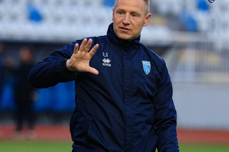 Kosovo-Co-Trainer Robert Ibertsberger im exklusiven Interview über die WM-Qualifikation im Rahmen des Universitätslehrgangs Sportjournalismus: »Der Kosovo ist heute in der gleichen Liga wie Österreich«