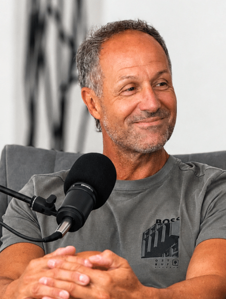 Ex-Profi, Trainer und Sportdirektor Roland Kirchler zu Gast im Zwischenstopp-Podcast: Blutige Spritzen, Pferdedressur und 3.000 Dollar im Handgepäck